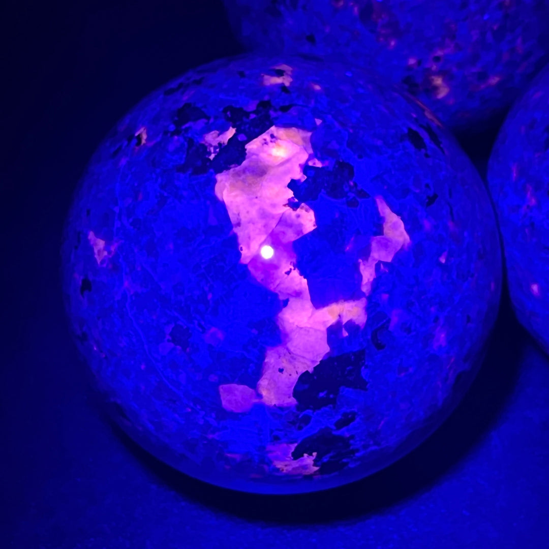 Syenite Spheres ( Set Of 3 ) Large (2.5-3 Inches)( UV Reactive ) Bulk Wholesale Lot Large Polished Orb Healing Crystals And Stones