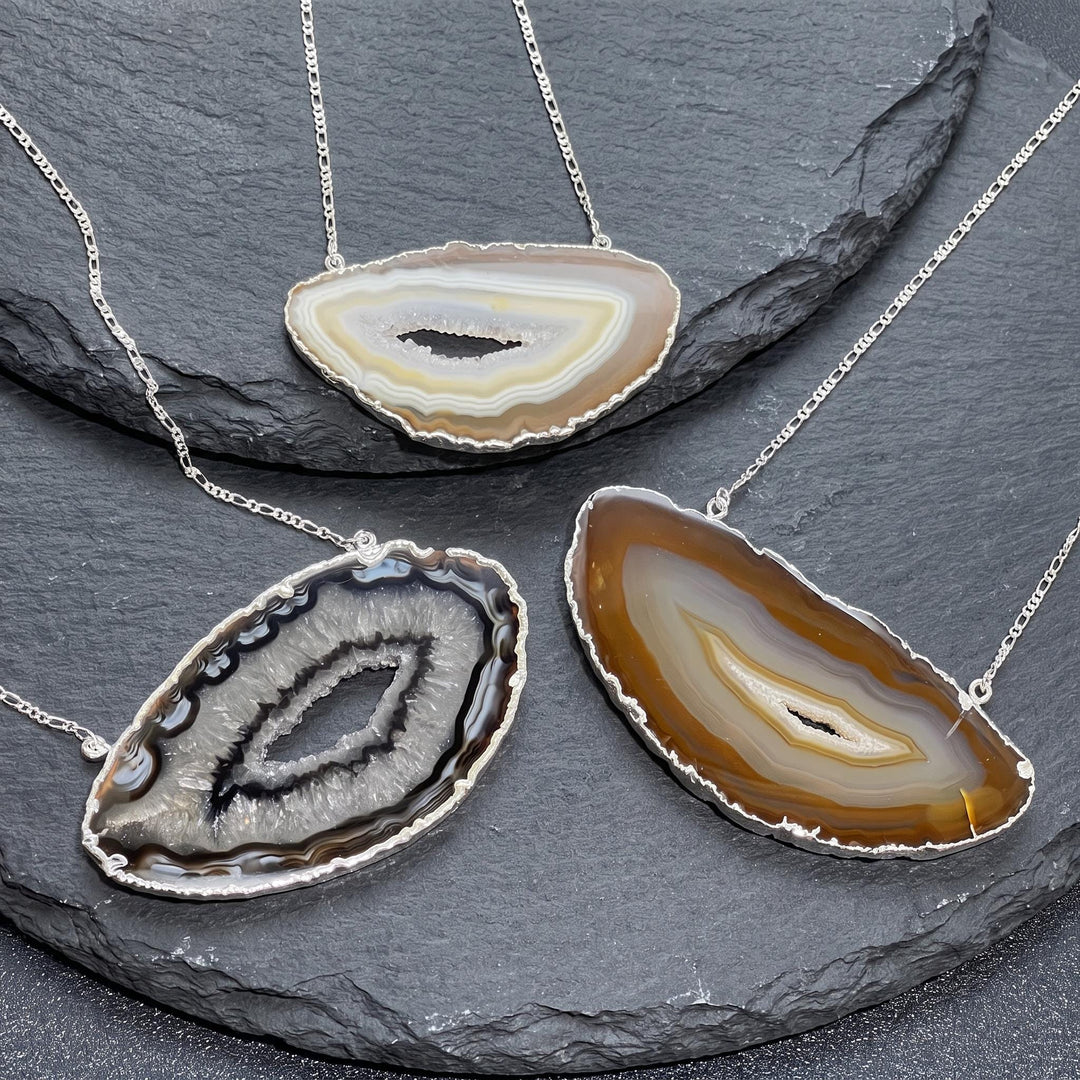 Choker Agate Slice Necklace Pendant (Silver Plated Edges)