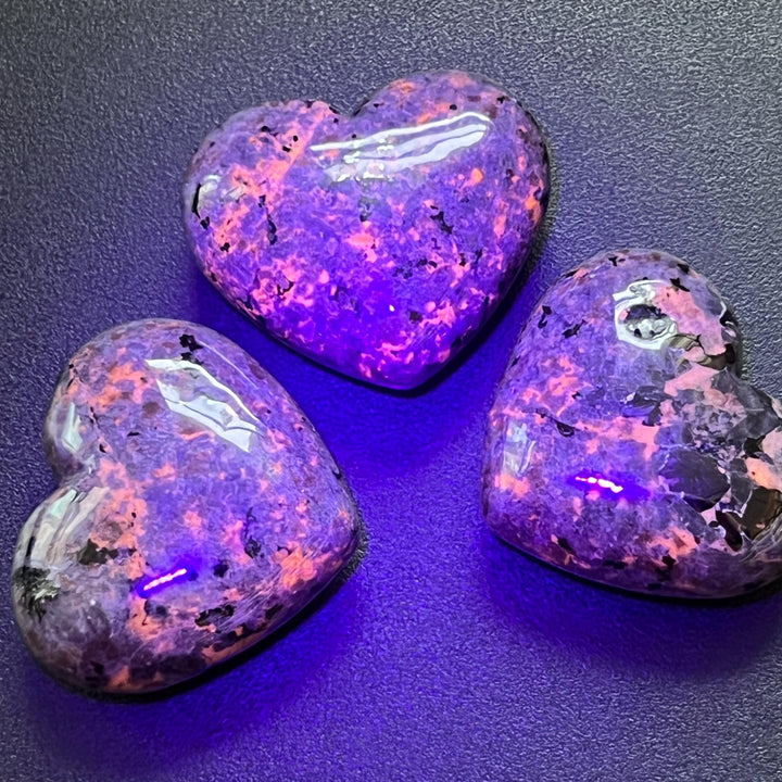 Syenite Polished Heart Carving (UV Reactive)