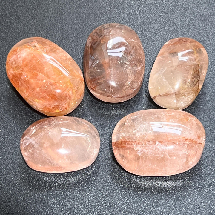 Fire Quartz Crystal Palm Stone Tumbled Carving