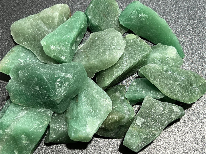Rough Green Quartz Crystal ( 3 pcs ) Raw Gemstones Natural