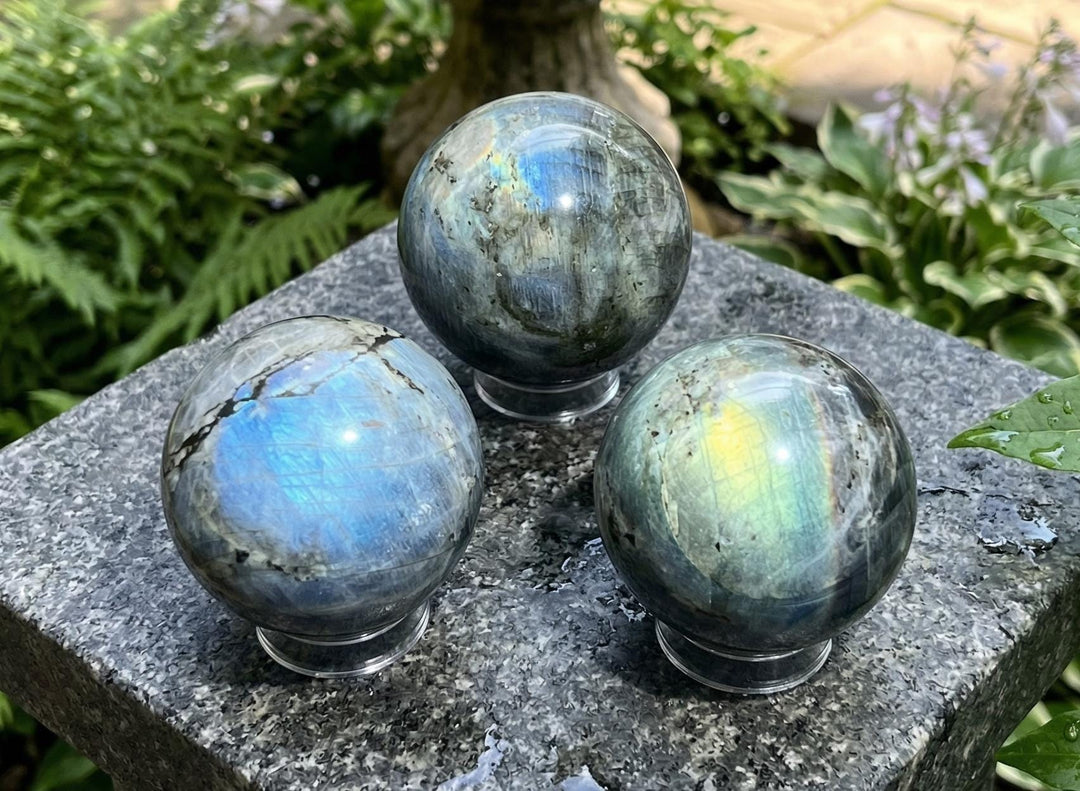 Flashy Labradorite Sphere Carving (50-60mm)