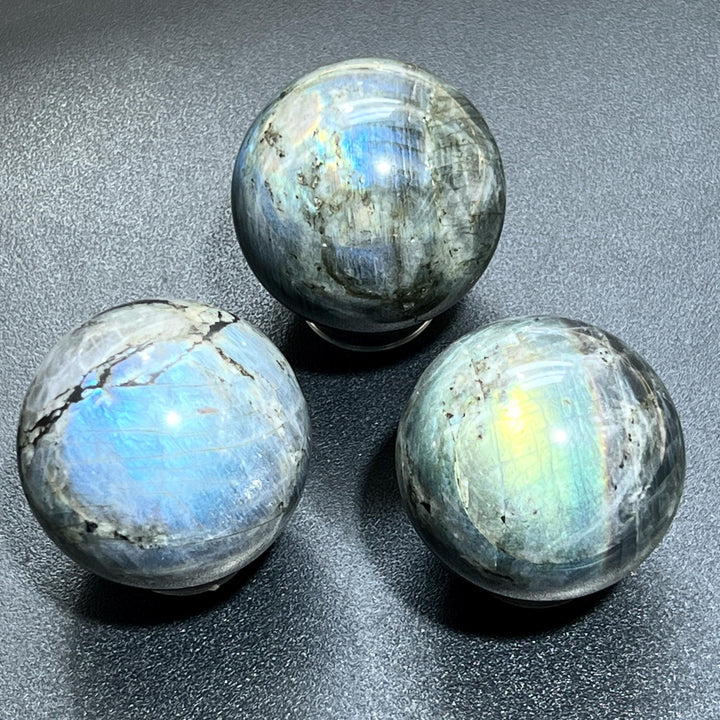 Flashy Labradorite Sphere Carving (50-60mm)