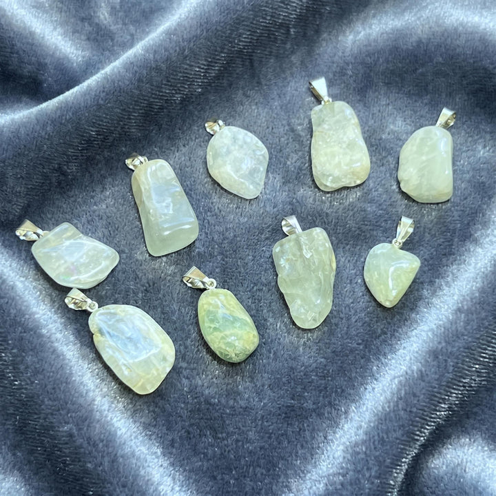 Blue Aquamarine Tumbled Crystal Pendant (Silver Bail)