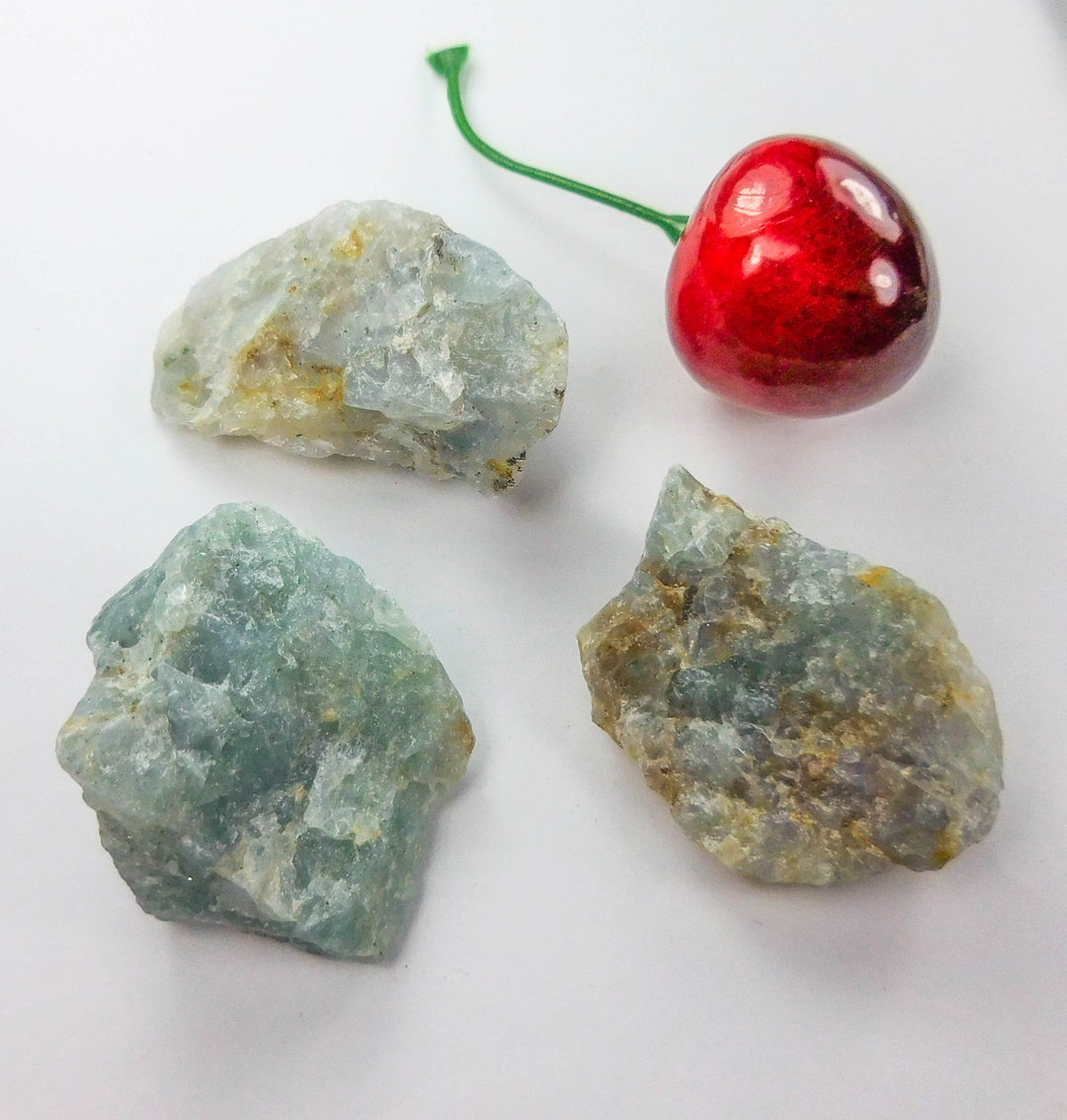 Sky Blue Quartz Crystal (1/2 lb) 8 oz Bulk Wholesale Lot Half Pound Stones Raw Gemstones Rough Natural