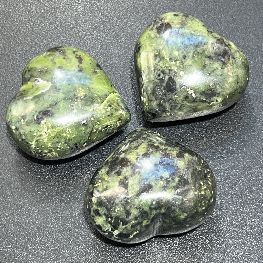 Green Nephrite Jade Puffy Heart Crystal Carving
