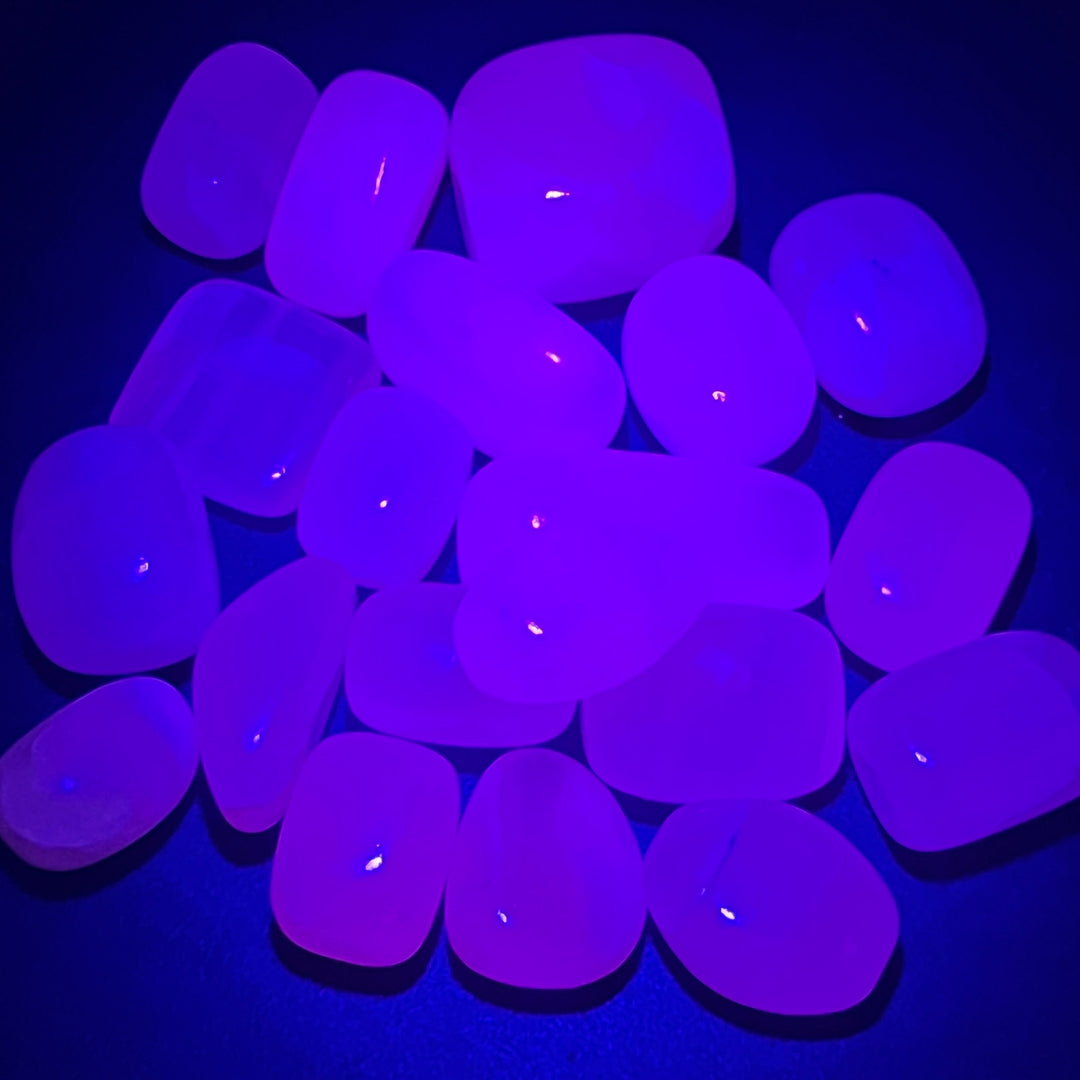 Pink Mangano Calcite Tumbled (UV Reactive)(1 Kilo)(2.2 LBs) Bulk Wholesale Lot Polished Natural Gemstones