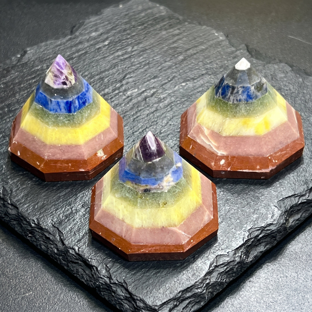 Crystal Octagon Base Cone Point Carving (7-Stones)
