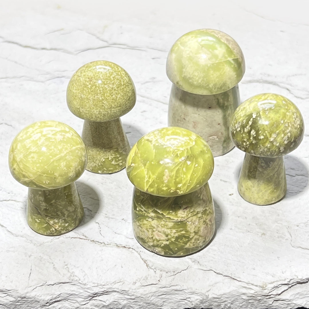 Green Serpentine Crystal Mushroom Carving