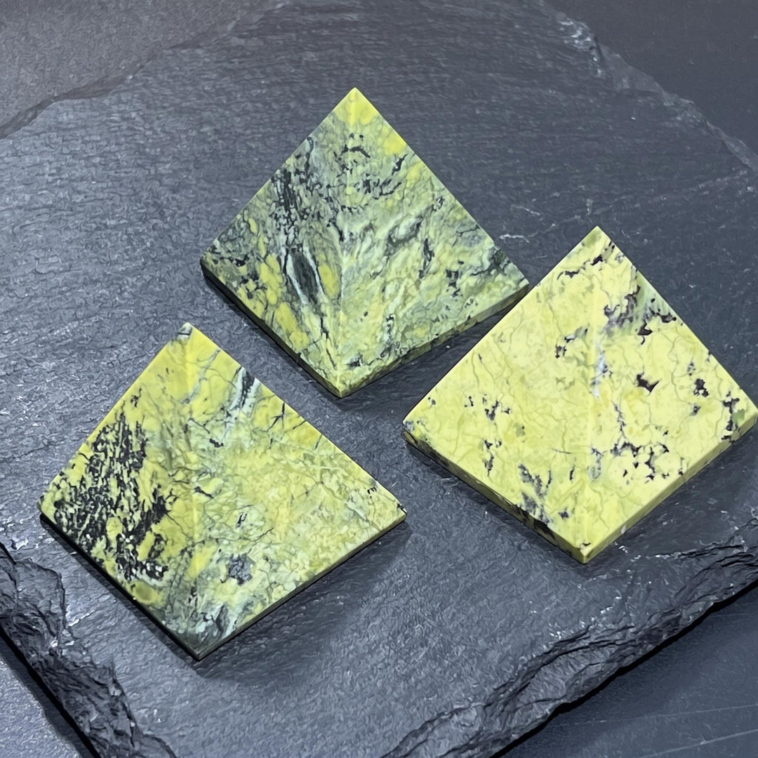Green Serpentine Pyramid Carving