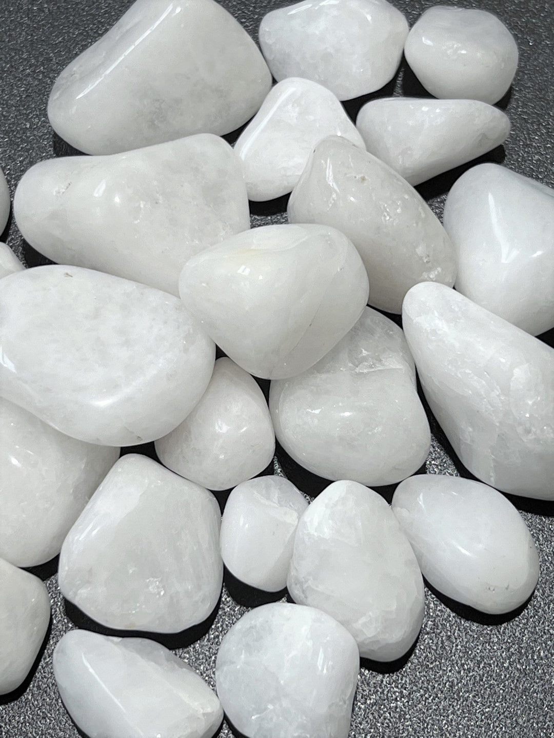 Bulk Wholesale Lot 1 Kilo ( 2.2 LBs ) Tumbled White Quartz Crystal Polished Stones Natural Gemstones Crystals