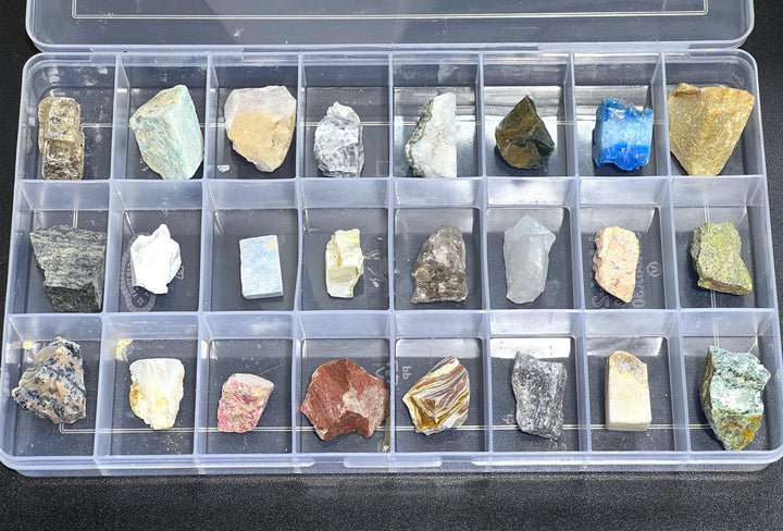 Clearance Sale Rough Rock Collection 24 Piece Box Flat Raw Crystals Minerals Rocks Glass Wholesale Gemstone Decor
