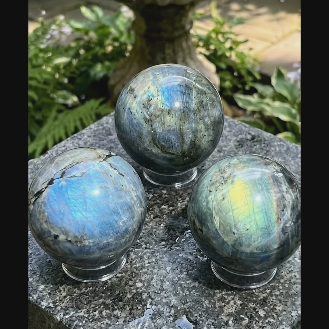 Flashy Labradorite Spheres (50-60mm) Wholesale Carving