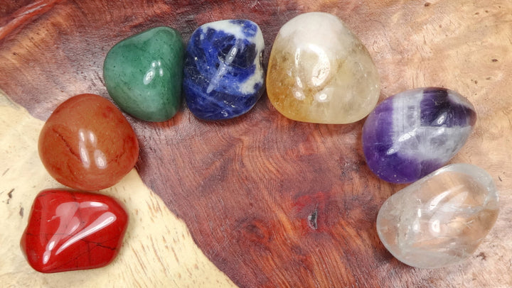 Chakra Stone Set - 7 Tumbled Crystals and Gemstones Reiki Stones w/ Pouch