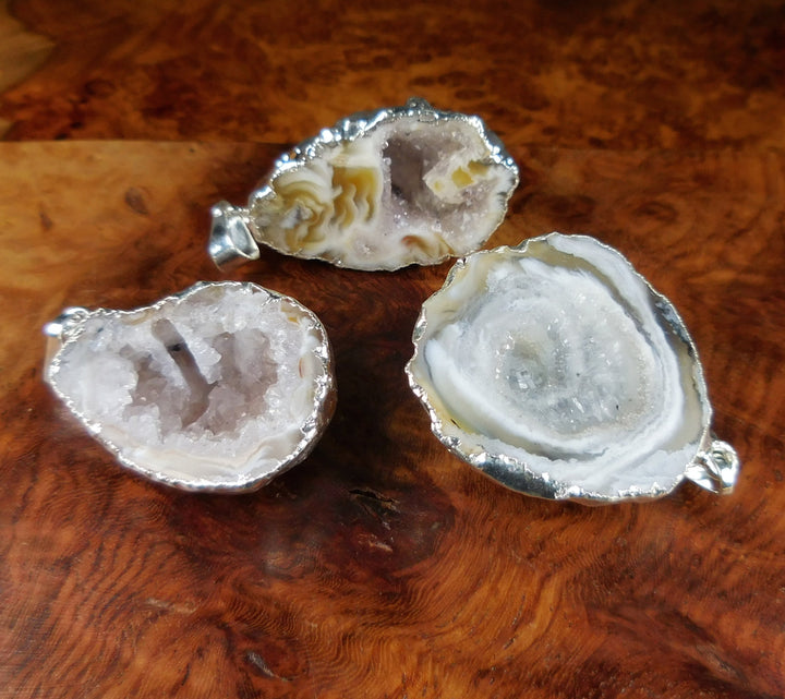 Bulk Wholesale Lot Of 5 Pieces Oco Geode Druzy Silver Plated Pendant Charm Bead Necklace Supply