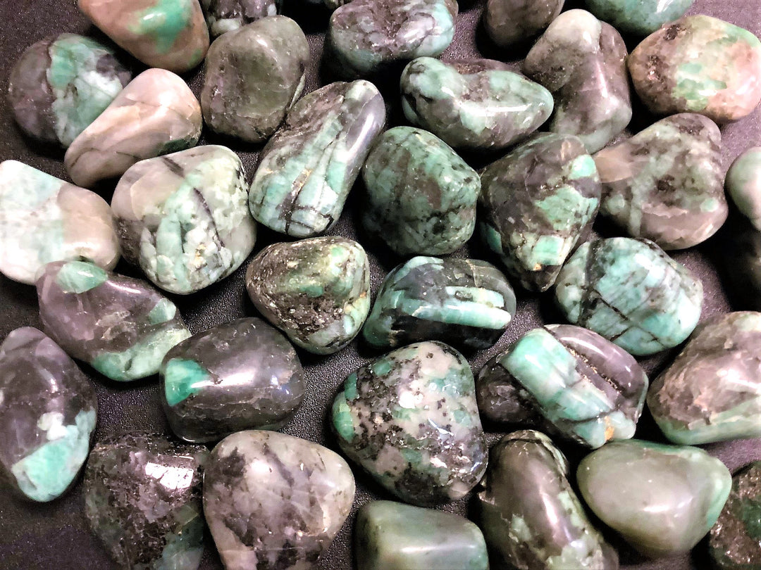 Bulk Wholesale Lot 1 Kilo (2.2 LBs) Emerald - Green Tumbled Stones