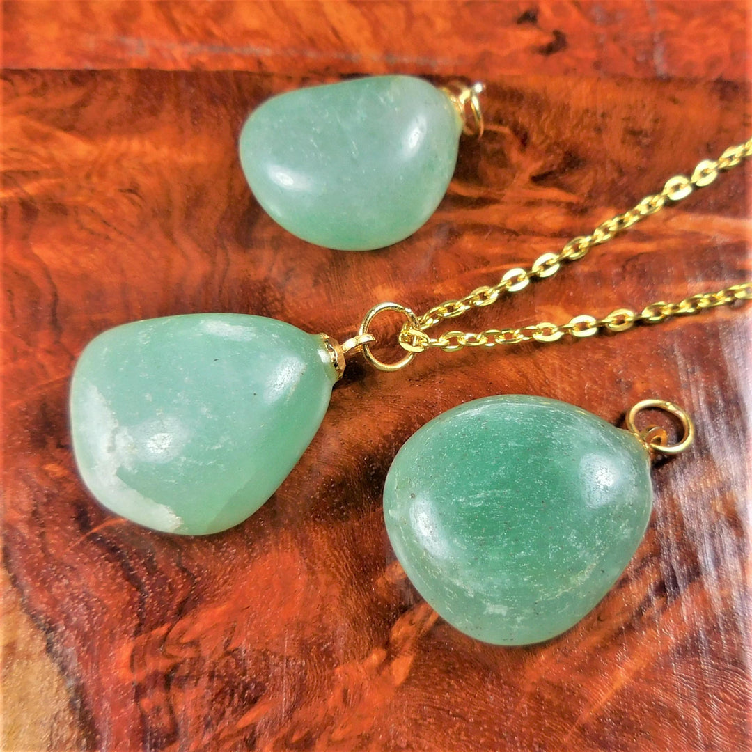 Aventurine Necklace - Green Tumbled Gemstone Pendant - Polished Crystal - Gold (A10) Healing Crystals and Stones Jewelry