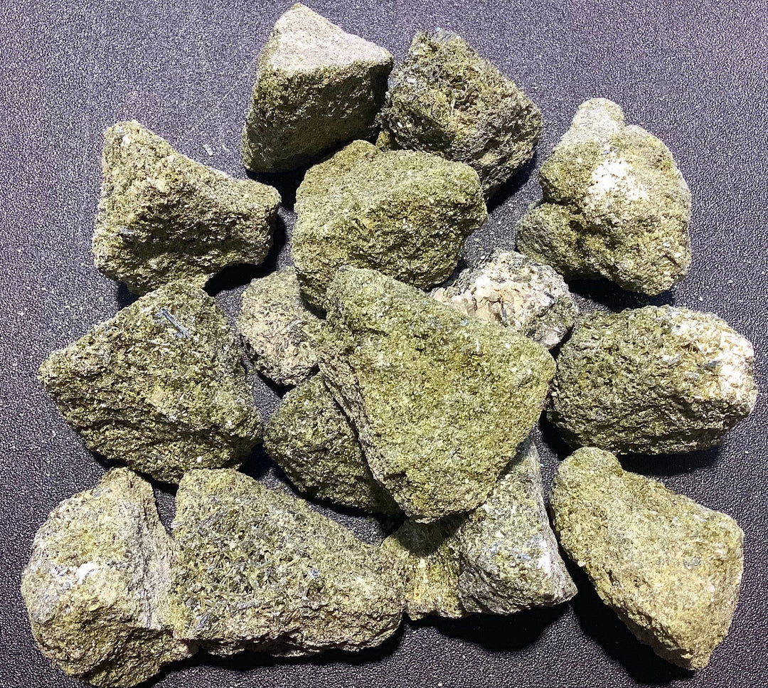 Rough Green Epidote Crystal 1 Kilo ( 2.2 LBs) Bulk Wholesale Lot Druzy Raw Stones Natural Gemstones Healing Crystals And Stones