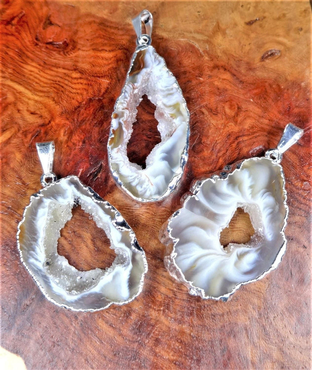 Bulk Wholesale Lot Of 5 Pieces Oco Geode Slice Pendant Silver Plated Crystal Slab Charm Bead Necklace Supply